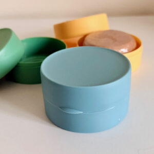 כלי אחסון לשמפו או למרכך